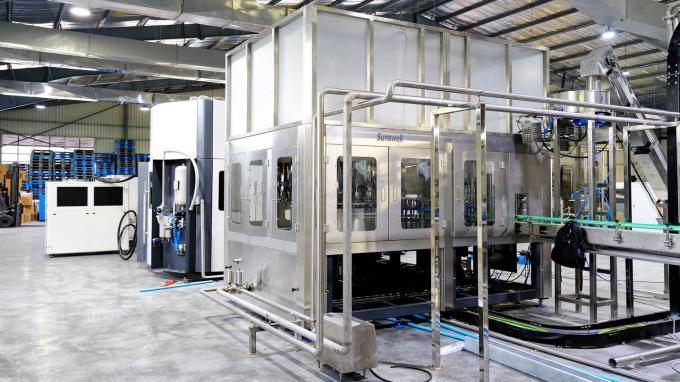 Yüksek hassasiyetli cam şişe doldurma mühürleme makinesi alkolsüz içecekler cam şişe doldurma makinesi 8