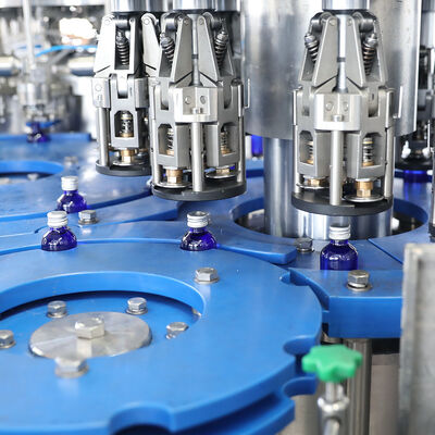 Wood Packaging Material Piston Filling Machine Offering Filling Accuracy ±1 Percent Suitable for Water Filling Processes