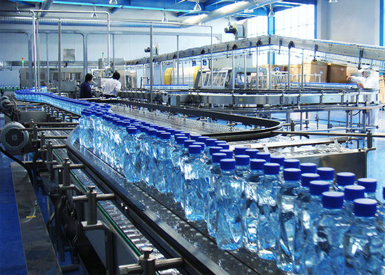 Endüstriyel Mineral veya köpüklü Su Dolum Makineleri / PET şişe dolum hattı sistemi